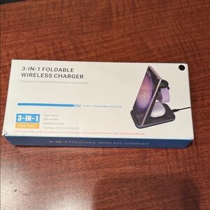 Amazon 3-in-1 Wireless Charger - White and Blue